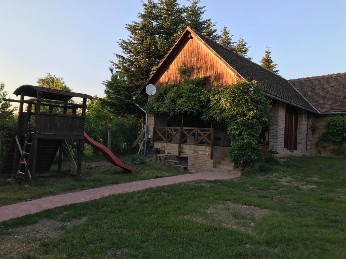 Vadszolos Porta Ispánk Exteriér fotografie
