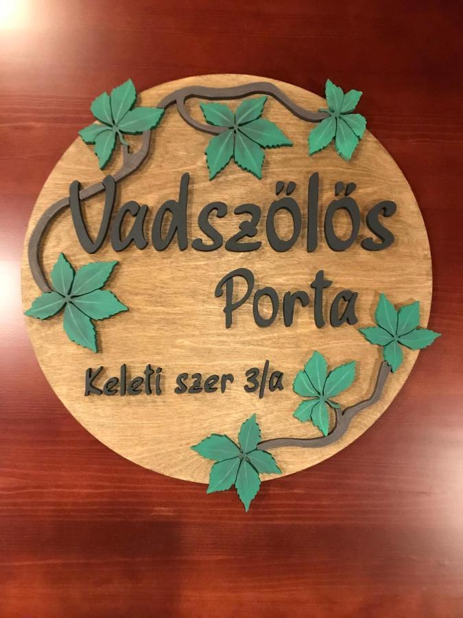 Vadszolos Porta Ispánk Exteriér fotografie